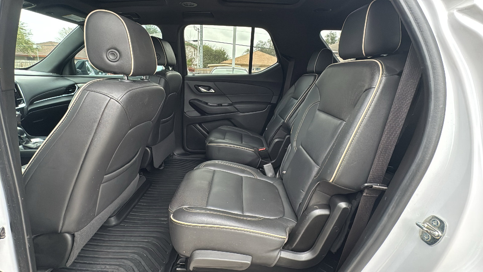 Used 2023 Chevrolet Traverse Premier w/ Redline Edition image 15