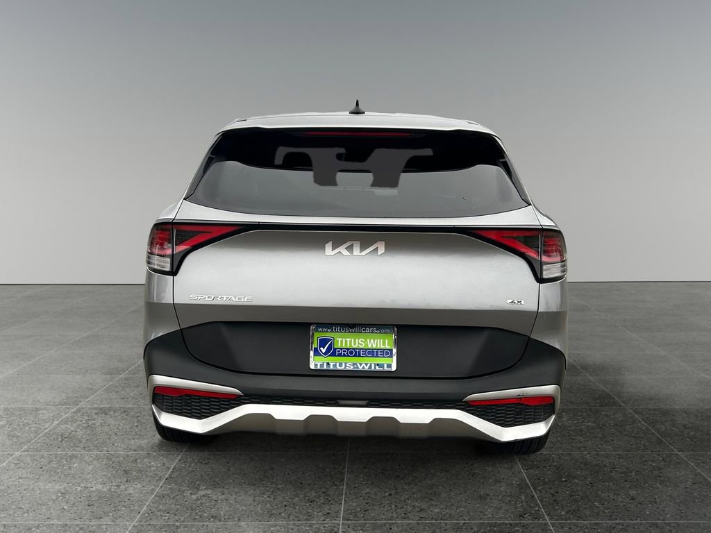 Used 2023 Kia Sportage LX image 6