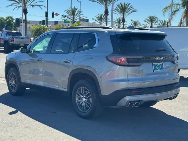 Certified 2025 GMC Acadia Elevation AWD/4WD image 3