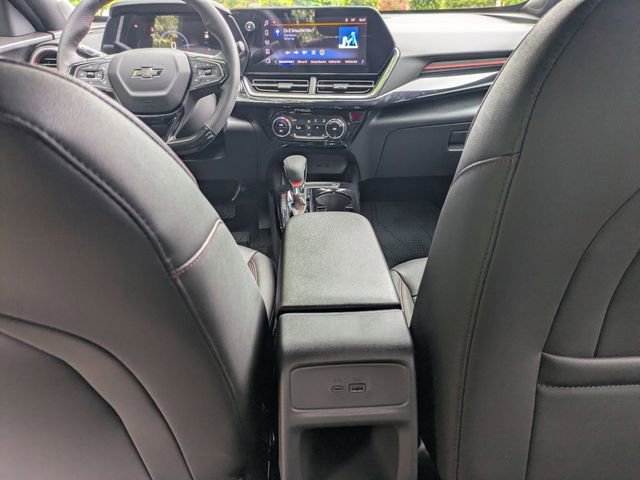New 2026 Chevrolet Trax RS w/ Sunroof Package FWD image 26