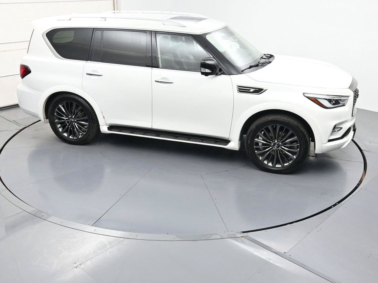 Used 2021 INFINITI QX80 Premium Select w/ All-Season Package AWD/4WD image 37