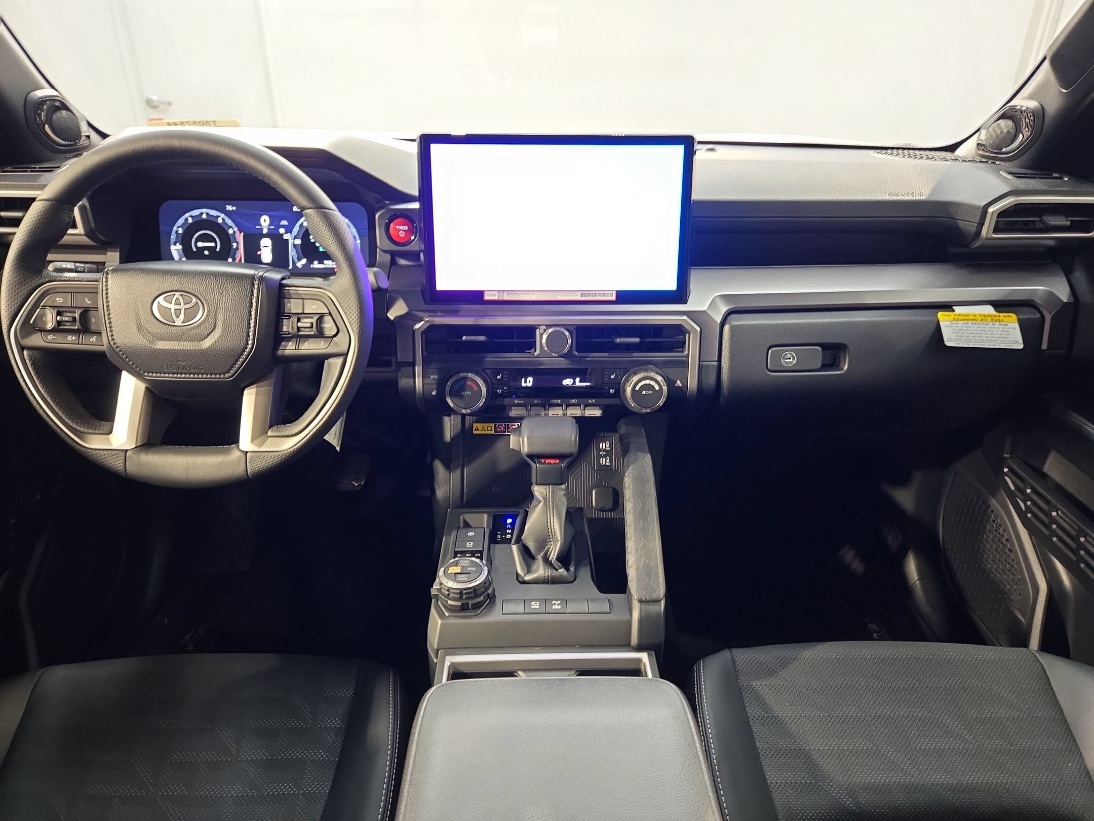 New 2026 Toyota 4Runner TRD Off-Road Premium AWD/4WD image 9