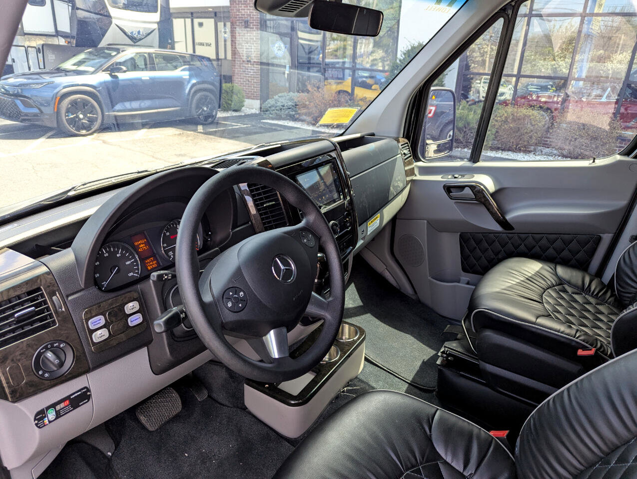 Used 2017 Mercedes-Benz Sprinter 2500 image 12