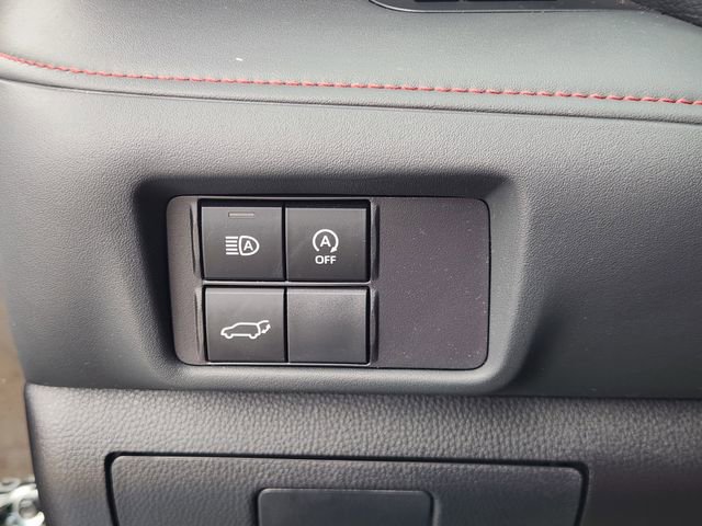 Used 2025 Toyota Highlander XSE AWD/4WD image 21