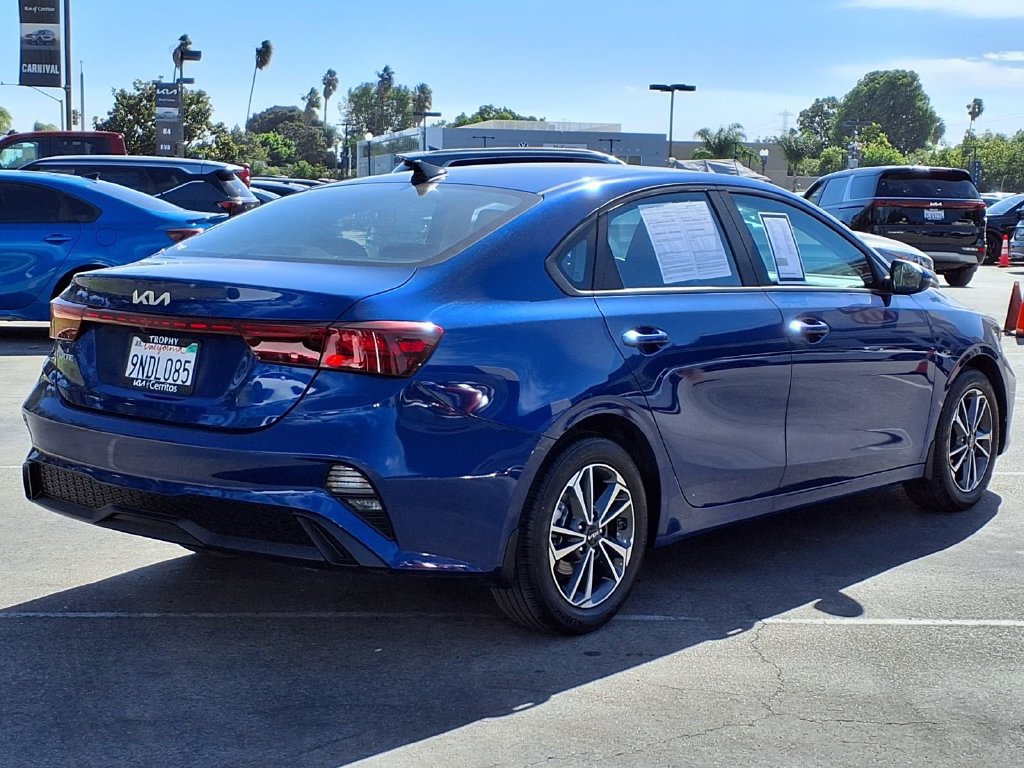 Certified 2024 Kia Forte LXS w/ LXS Technology Package FWD image 5