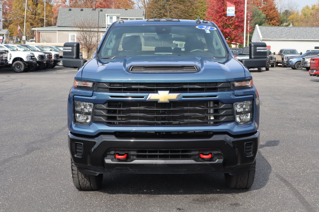 Used 2024 Chevrolet Silverado 2500 Custom w/ Custom Convenience Package AWD/4WD image 12