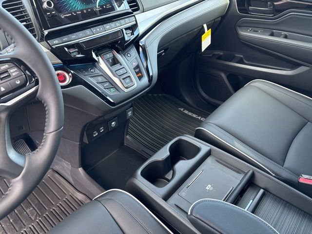 New 2026 Honda Odyssey Touring image 15