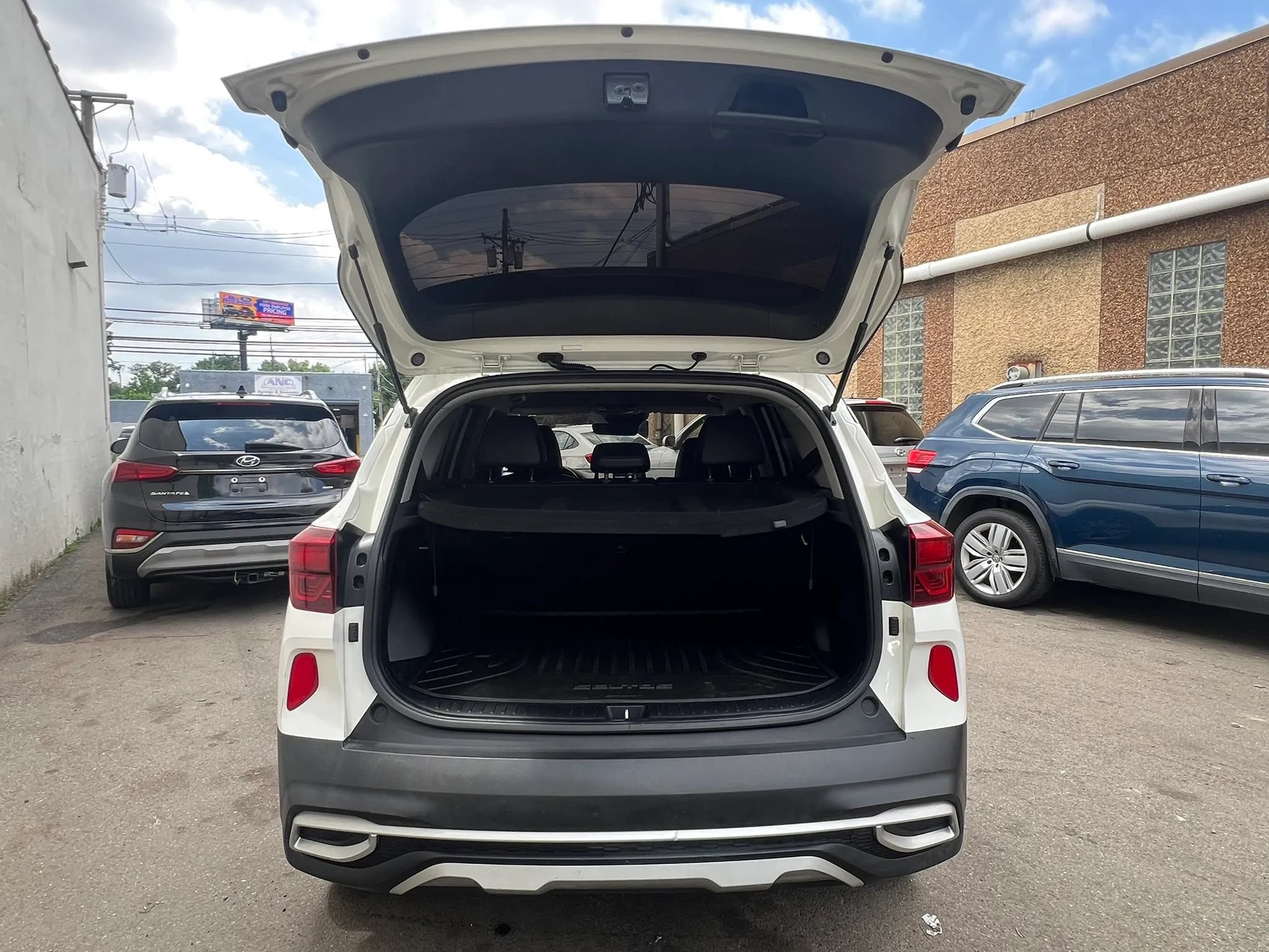 Used 2021 Kia Seltos SX AWD/4WD image 9