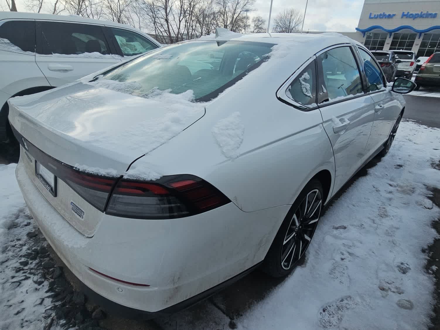 Used 2025 Honda Accord Touring image 3