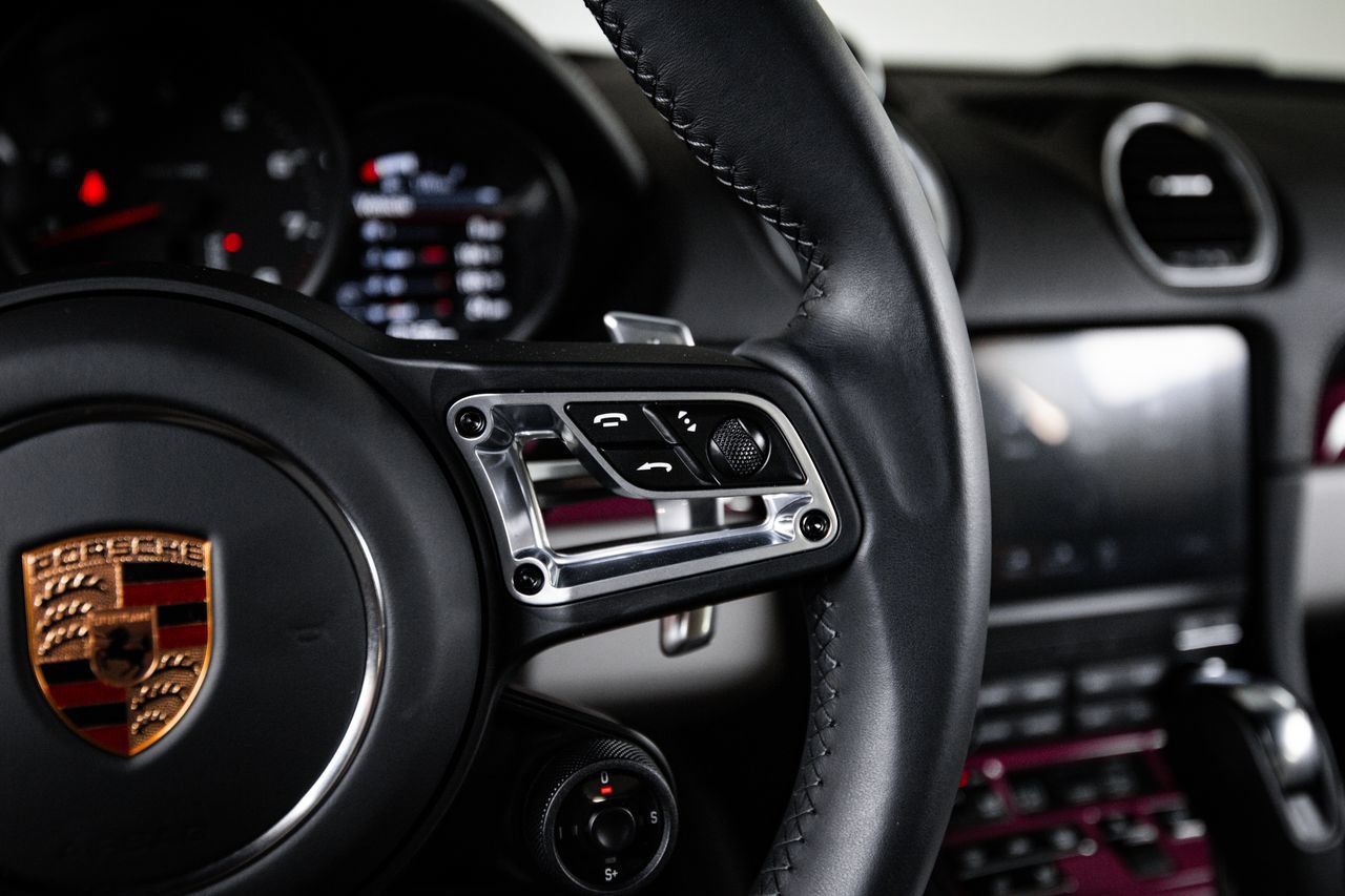 New 2025 Porsche 718 Cayman RWD image 16