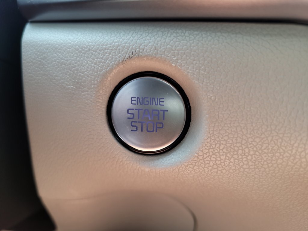 Used 2025 Kia Sorento S FWD image 27