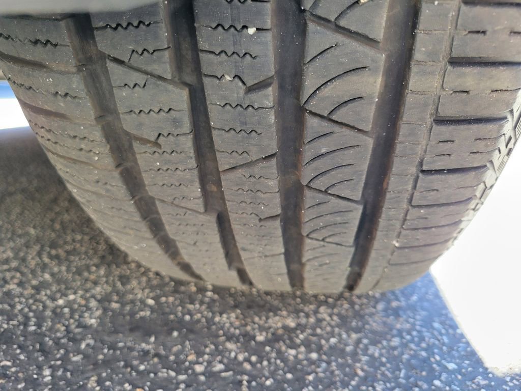 Used 2024 Alfa Romeo Stelvio Sprint image 26