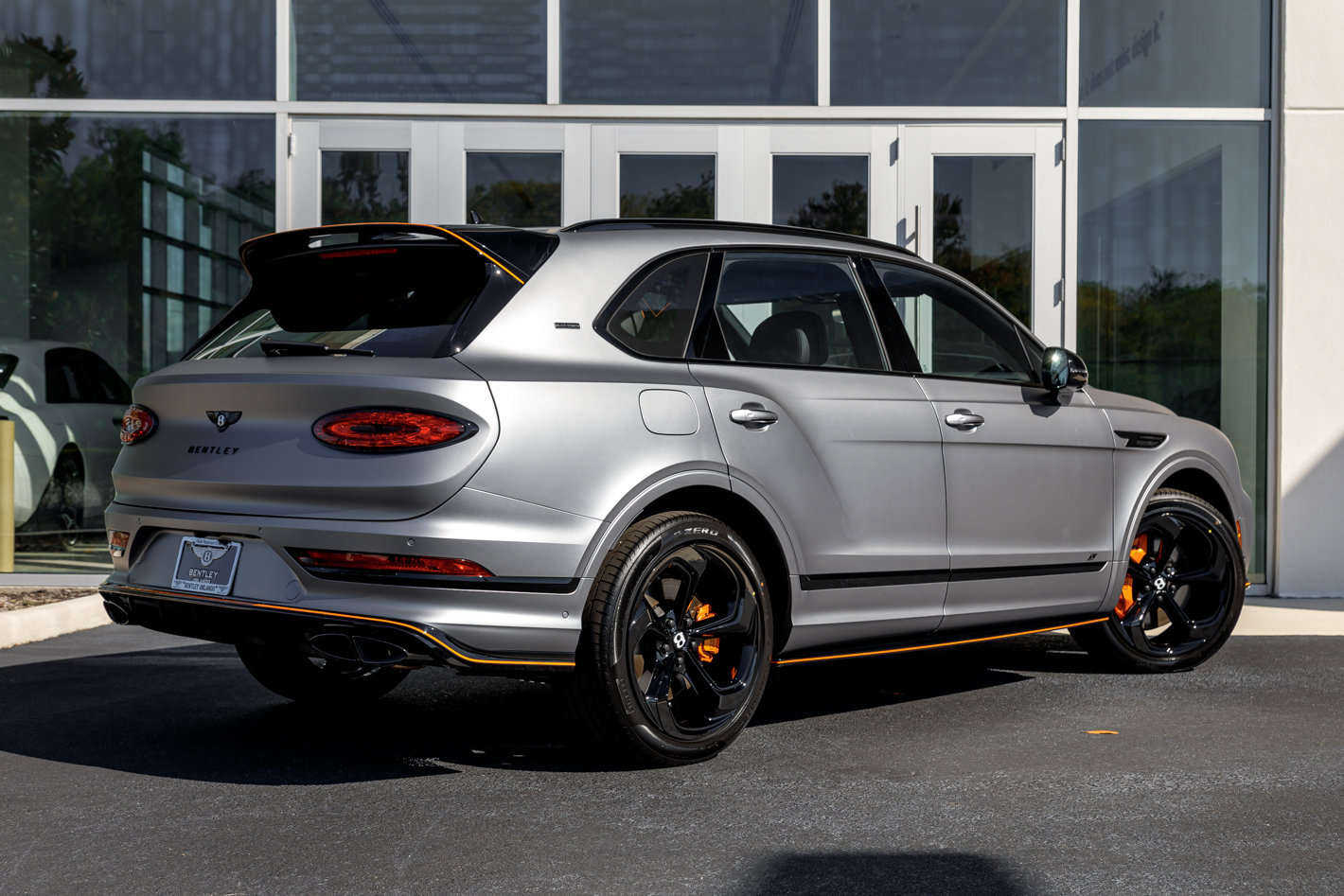 New 2025 Bentley Bentayga image 37