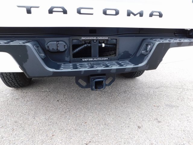 Used 2021 Toyota Tacoma SR image 5