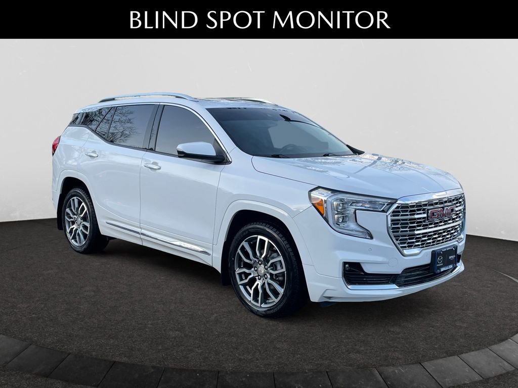 Used 2022 GMC Terrain Denali image 7