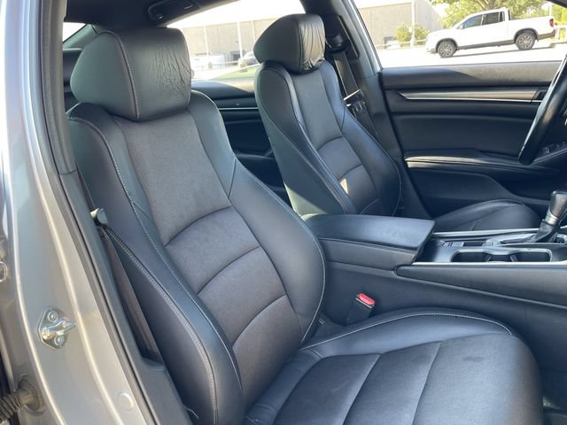 Used 2018 Honda Accord Sport image 26
