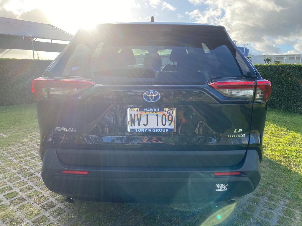 Used 2023 Toyota RAV4 LE AWD/4WD image 24