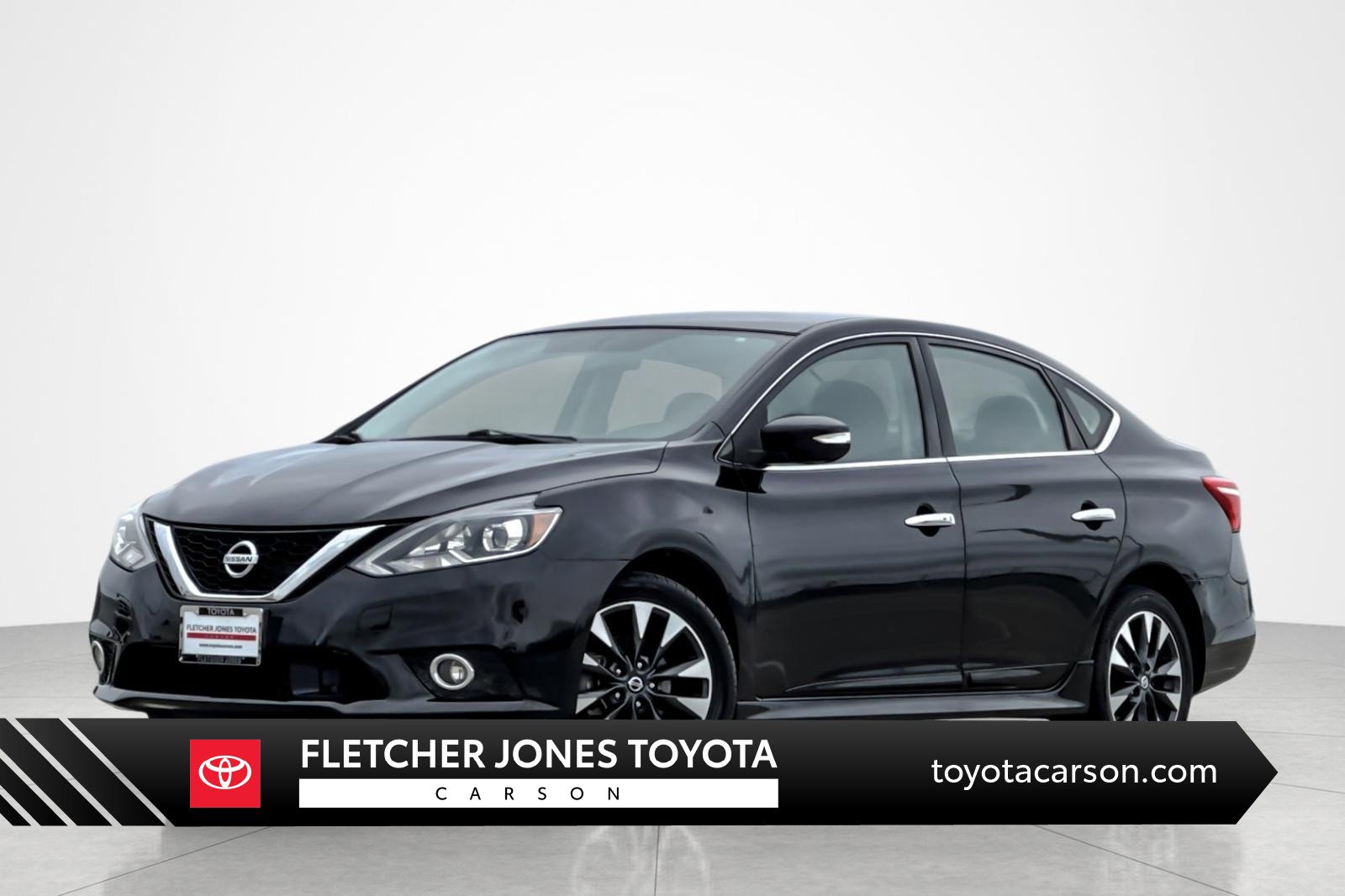 Used 2019 Nissan Sentra SR w/ Exterior Package image 1