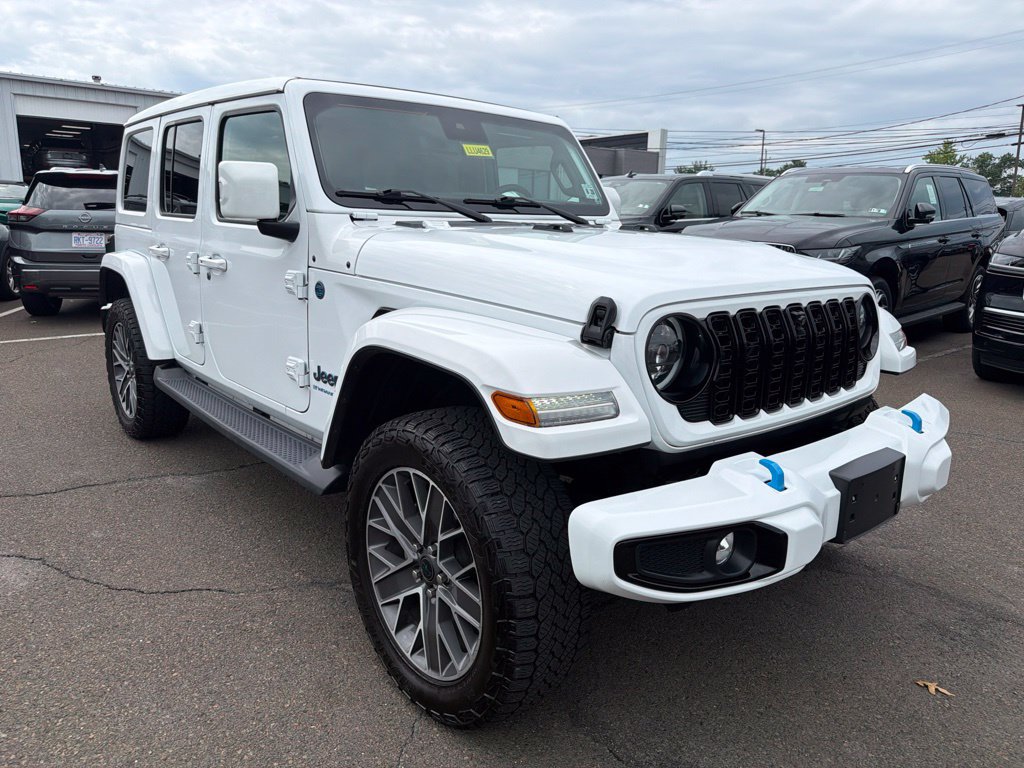 Used 2024 Jeep Wrangler High Altitude AWD/4WD image 9