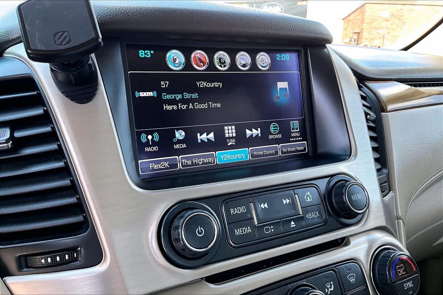 Used 2019 GMC Yukon Denali w/ Denali Ultimate Package AWD/4WD image 32