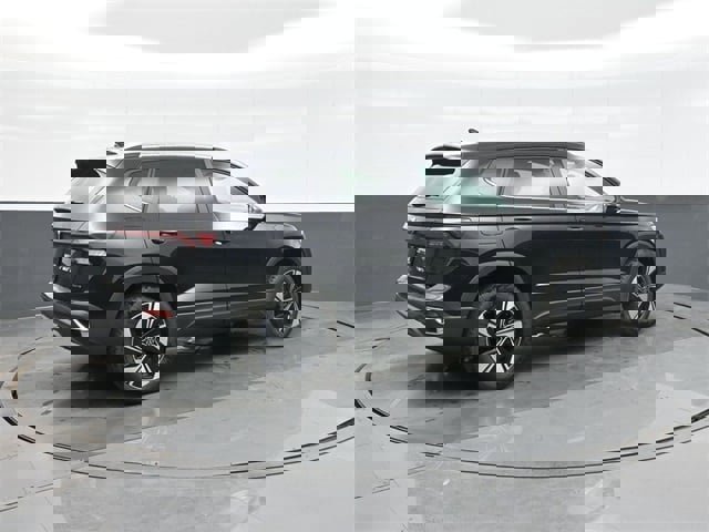 New 2026 Volkswagen Taos SE image 7