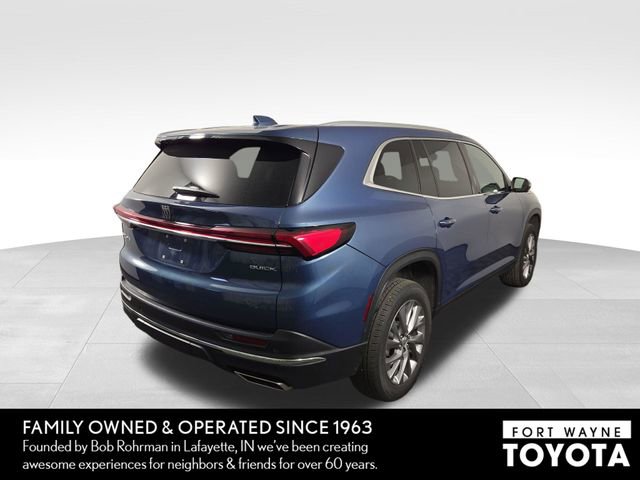 Used 2025 Buick Enclave Preferred w/ Power Package image 7