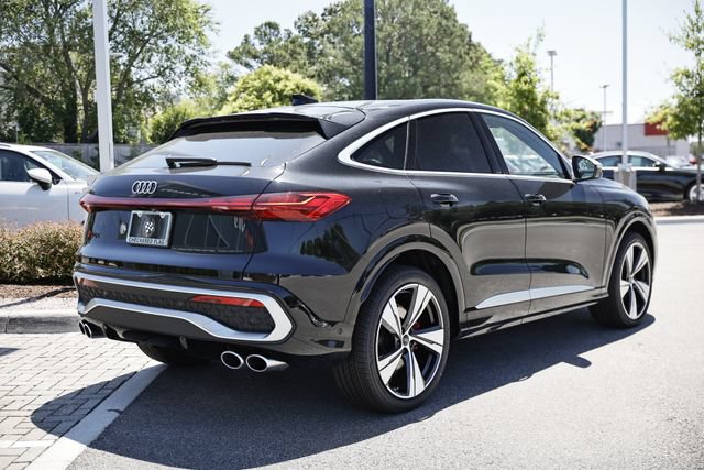 New 2026 Audi SQ5 Prestige AWD/4WD image 7