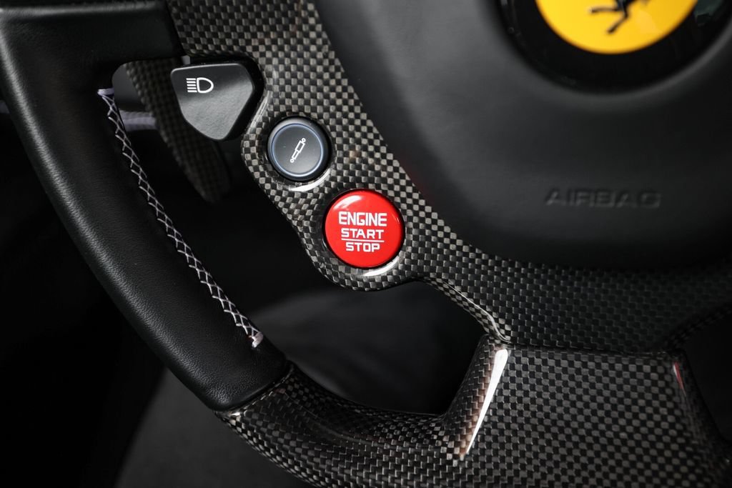 Certified 2019 Ferrari 488 GTB RWD image 30