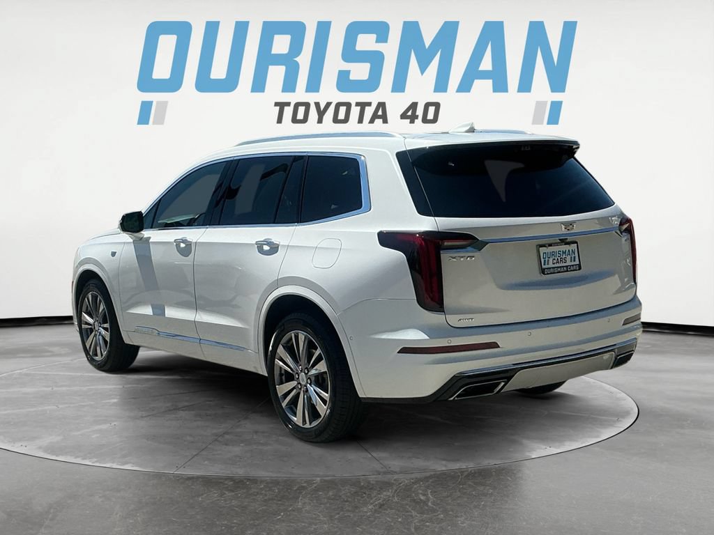 Used 2025 Cadillac XT6 Premium Luxury w/ Platinum Package AWD/4WD image 5