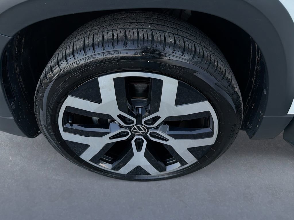 Used 2022 Volkswagen Taos SEL AWD/4WD image 18