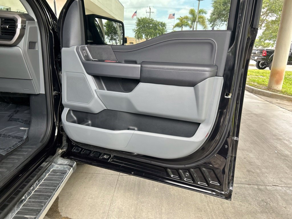 Used 2025 Ford F150 XLT w/ Equipment Group 301A Standard AWD/4WD image 29