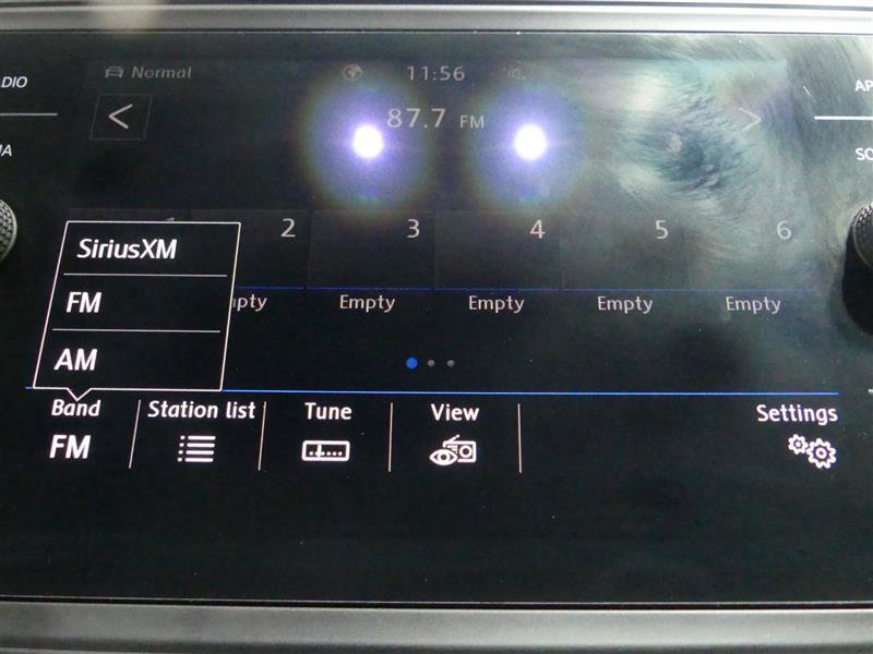 Used 2020 Volkswagen Atlas Cross Sport SE AWD/4WD image 42