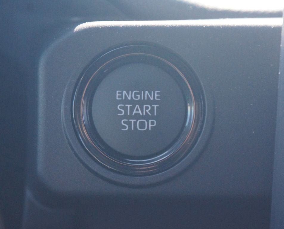 Used 2026 Toyota Tacoma SR5 AWD/4WD image 8