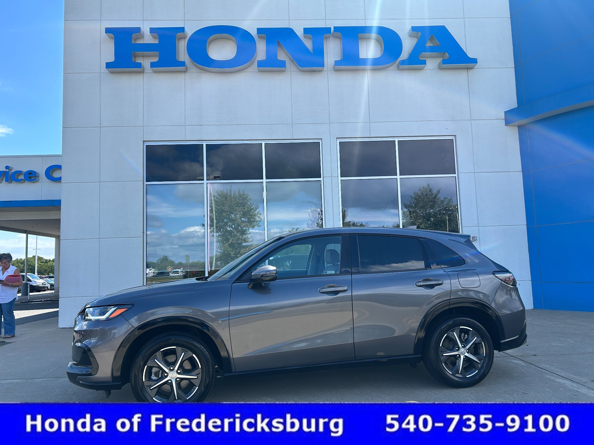 Certified 2024 Honda HR-V EX-L image 1