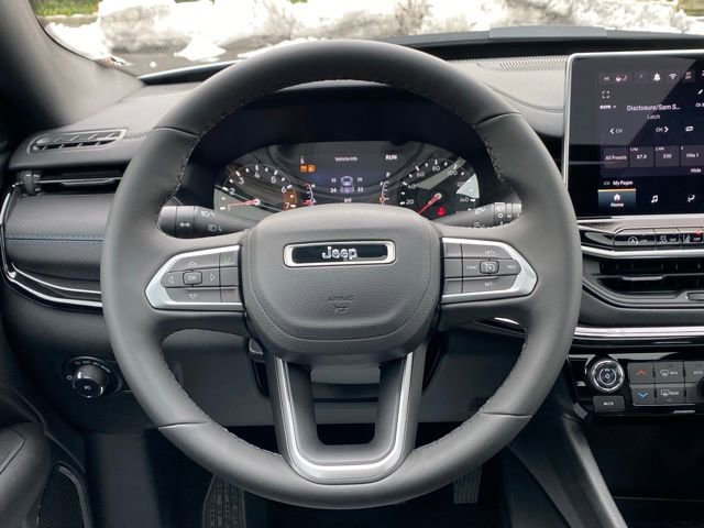 New 2026 Jeep Compass Latitude w/ Sun and Sound Group image 23