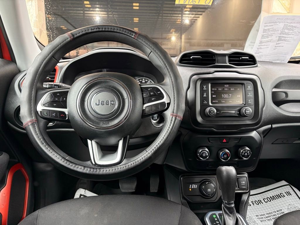 Used 2019 Jeep Renegade Sport image 23