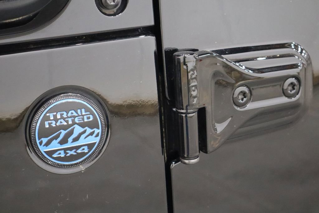 Used 2021 Jeep Wrangler Unlimited Sahara image 46