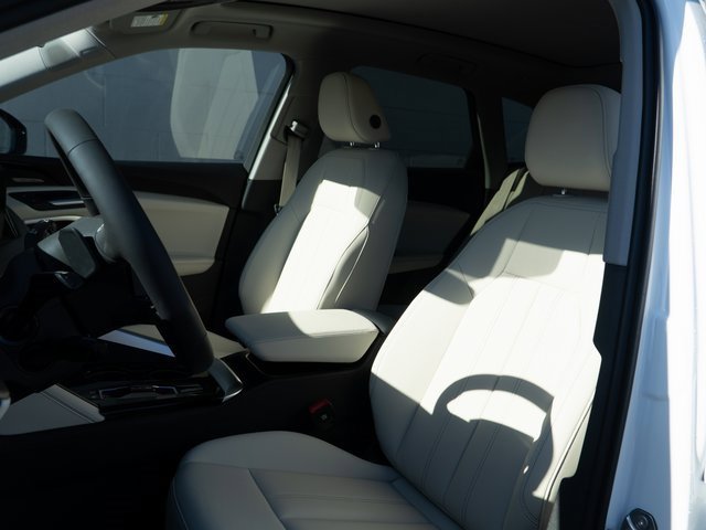 New 2025 Audi Q5 Premium Plus image 8
