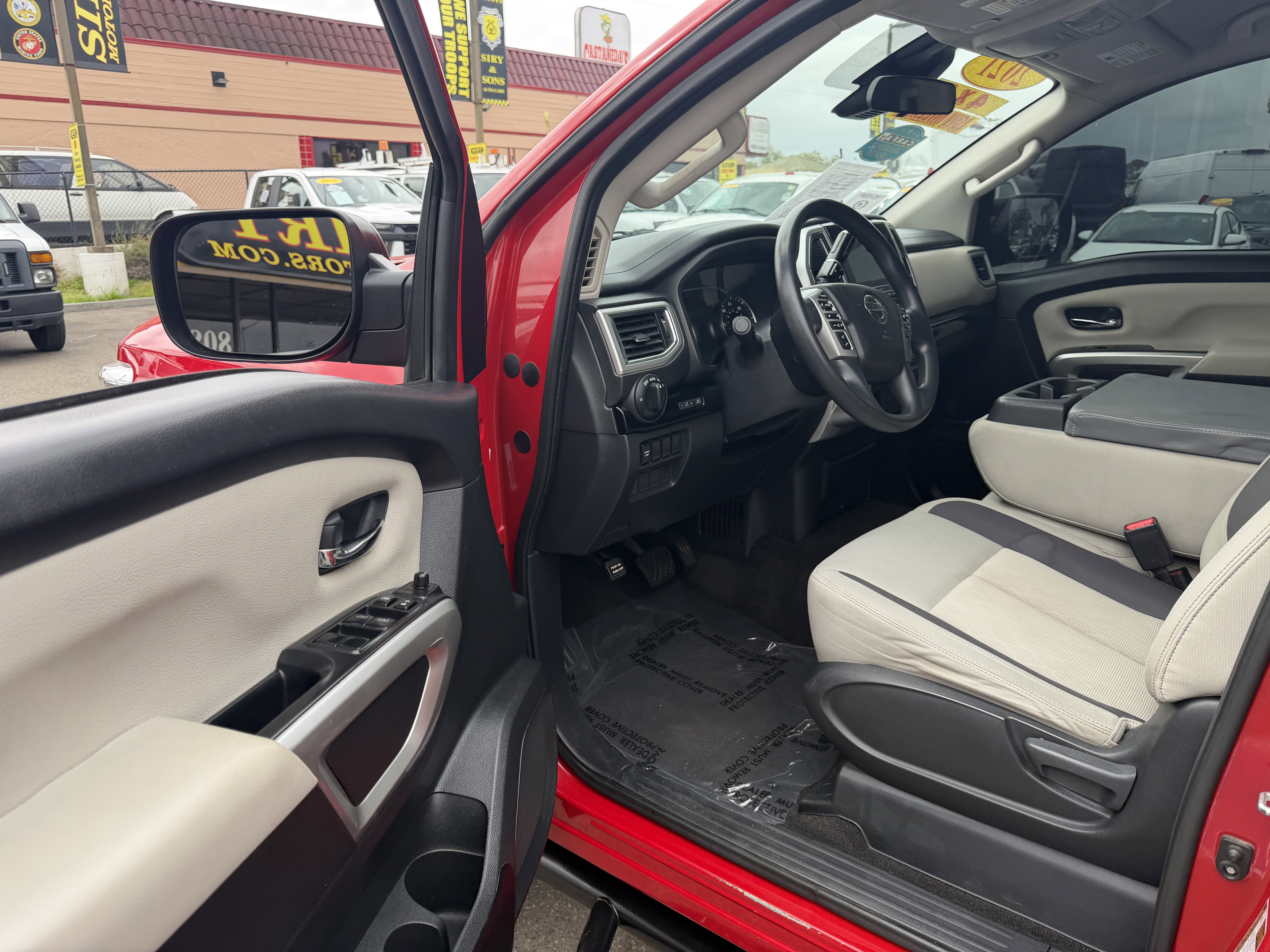 Used 2021 Nissan Titan SV w/ Accessory Utility Package image 20