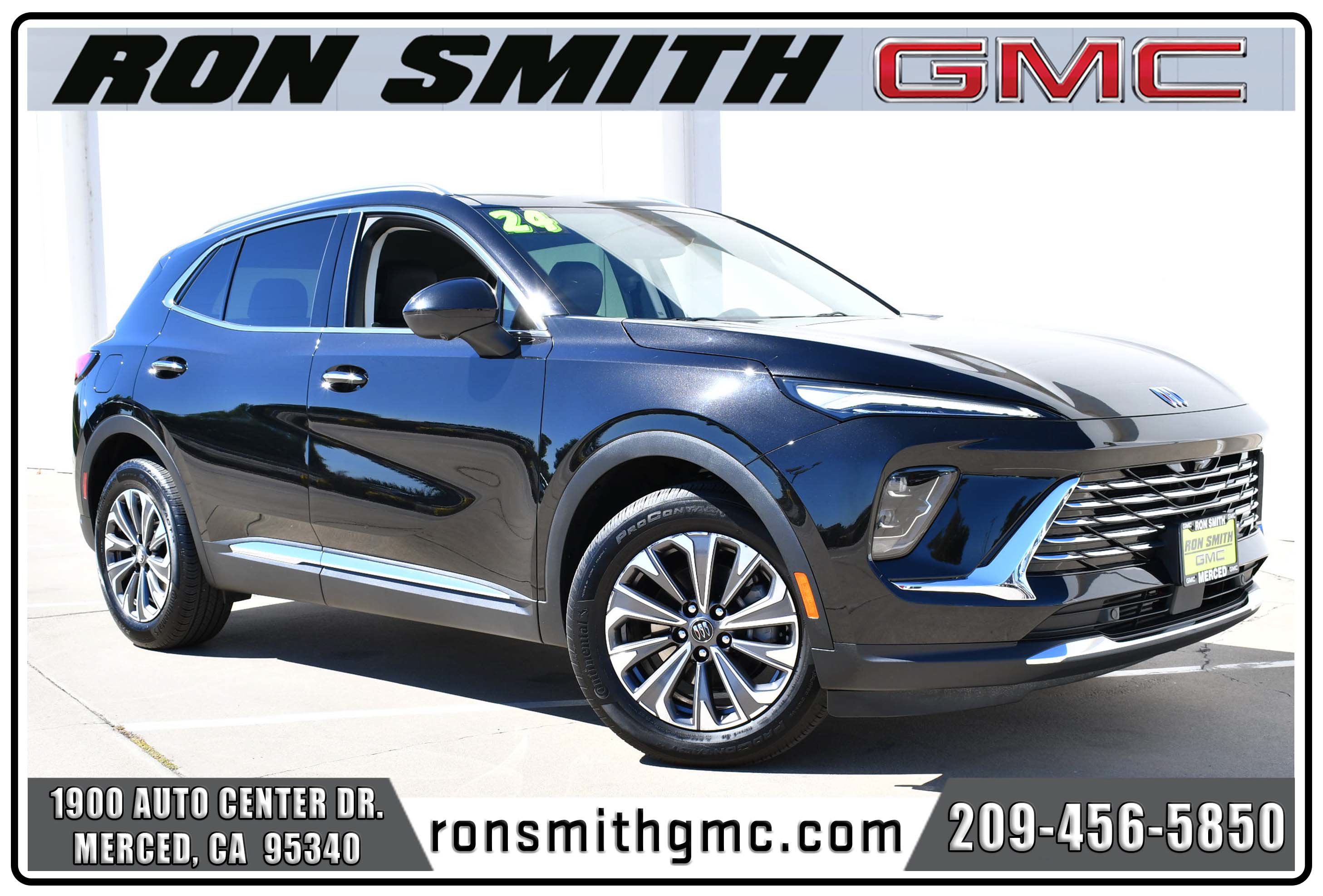 Used 2024 Buick Envision Preferred AWD/4WD image 1