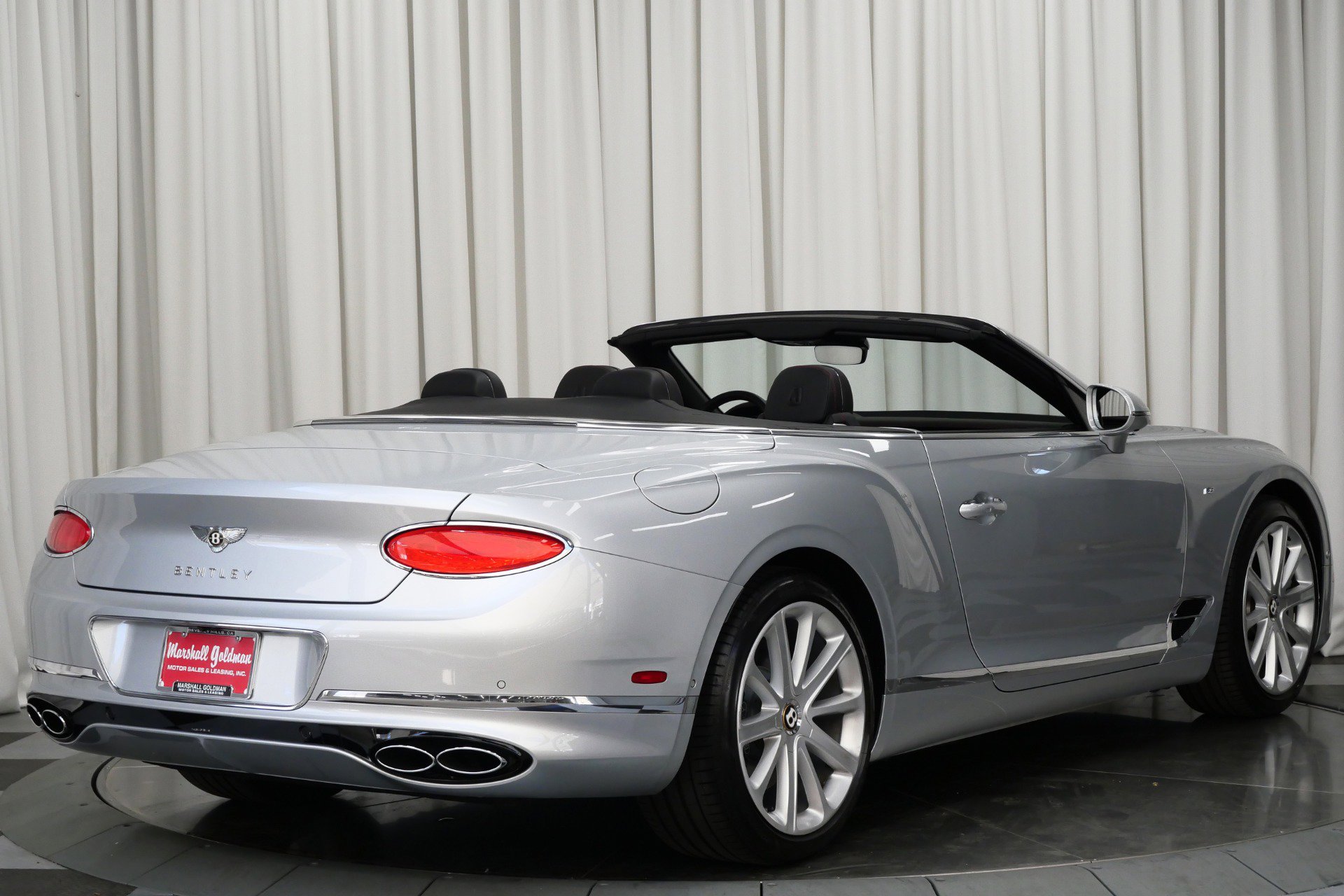 Used 2020 Bentley Continental GT V8 image 9