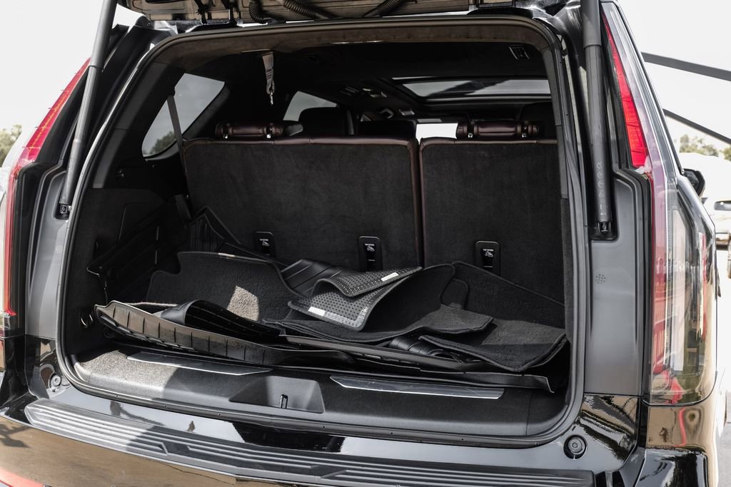 Used 2023 Cadillac Escalade V AWD/4WD image 73