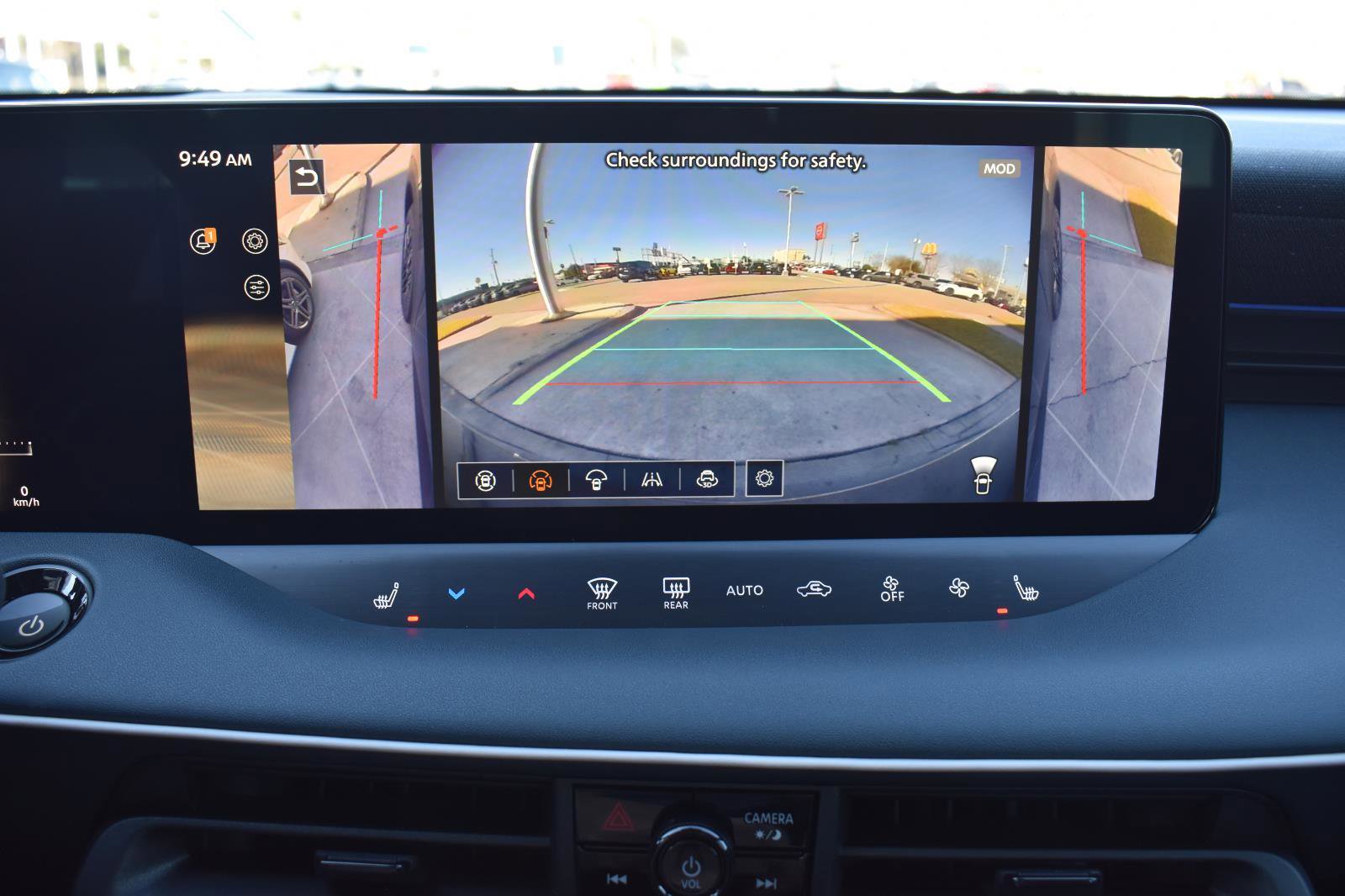 New 2026 Nissan Leaf Platinum+ image 36