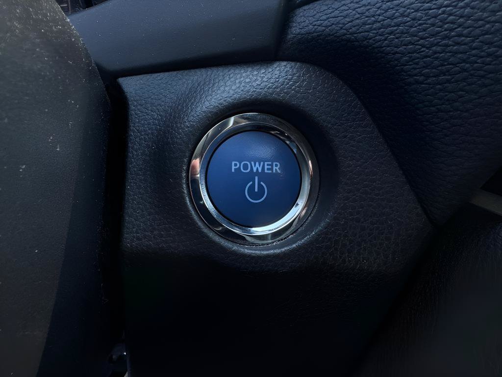 Used 2021 Toyota RAV4 XSE AWD/4WD image 27