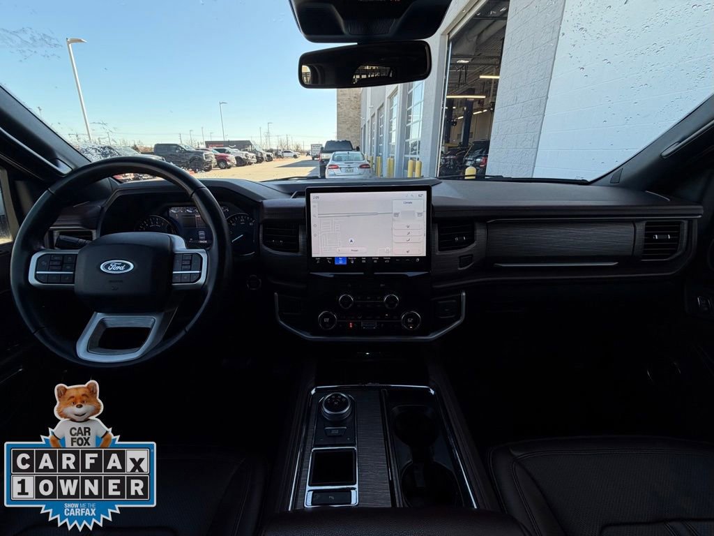 Used 2023 Ford Expedition Limited image 24