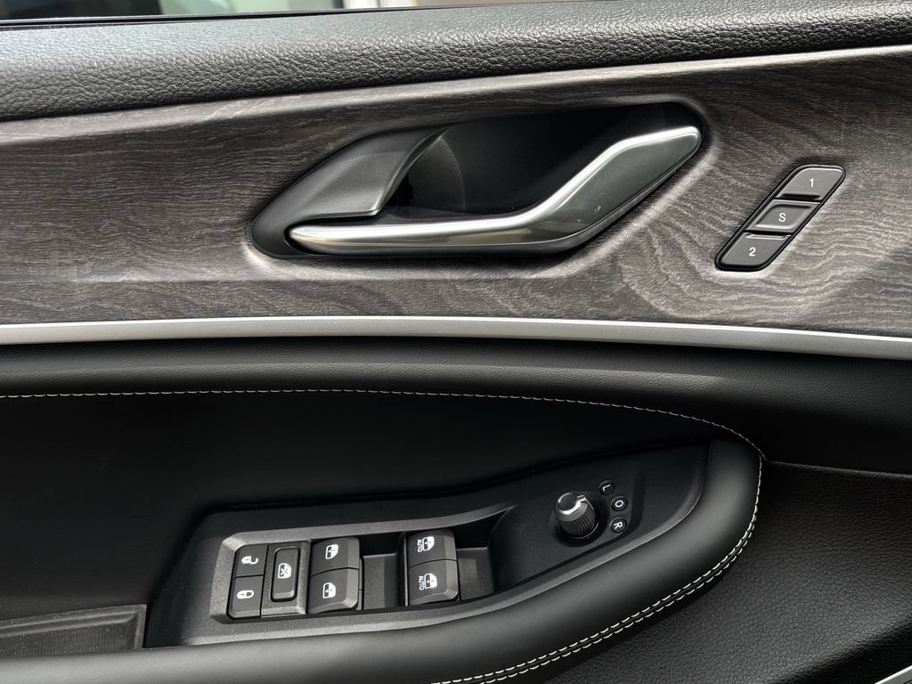 New 2026 Jeep Grand Cherokee Limited AWD/4WD image 21