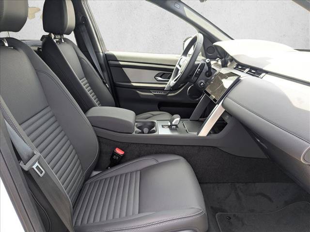 New 2026 Land Rover Discovery Sport Landmark AWD/4WD image 17