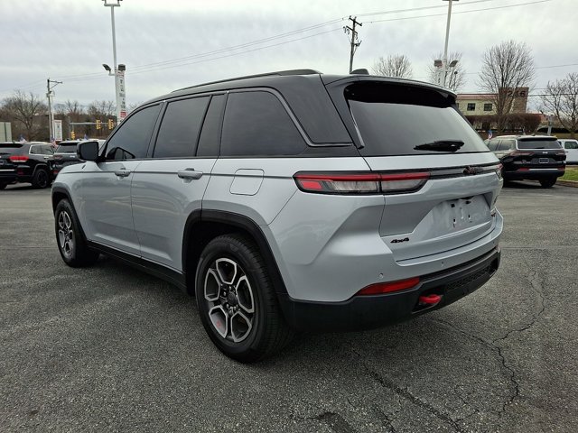 Used 2022 Jeep Grand Cherokee Trailhawk AWD/4WD image 4