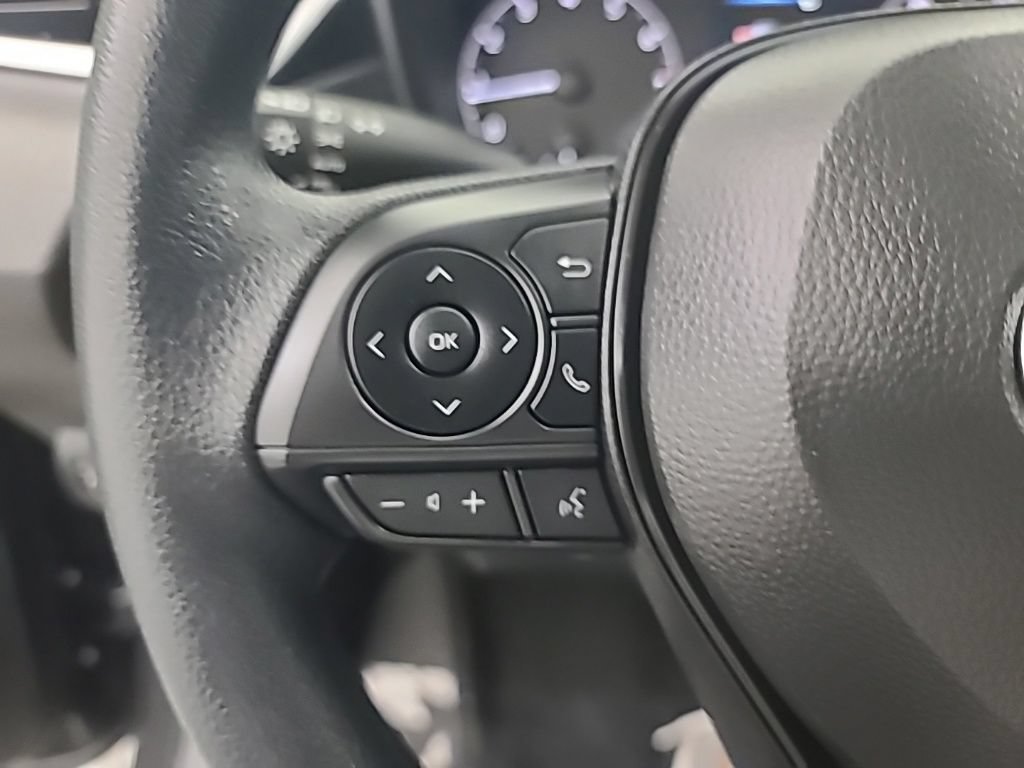 Used 2024 Toyota Corolla LE w/ LE Convenience Package FWD image 29