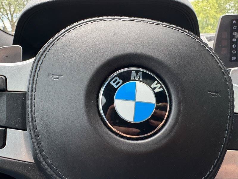 Used 2018 BMW M550i xDrive AWD/4WD image 19